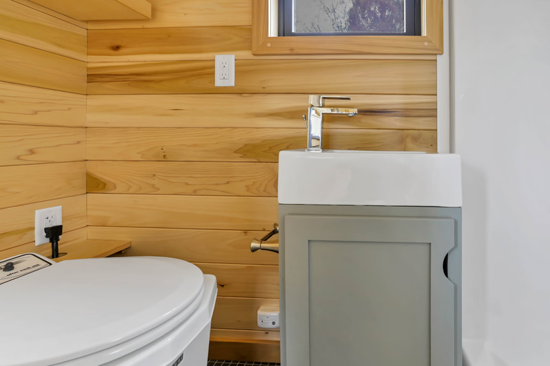 THE BOND thumbnail 36