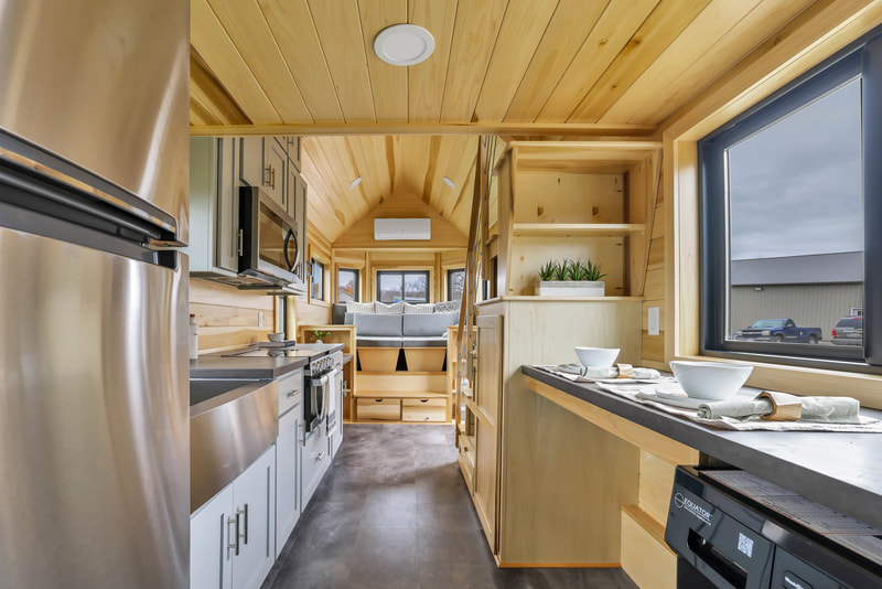 THE BOND thumbnail 45