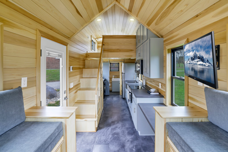 THE BOND thumbnail 7