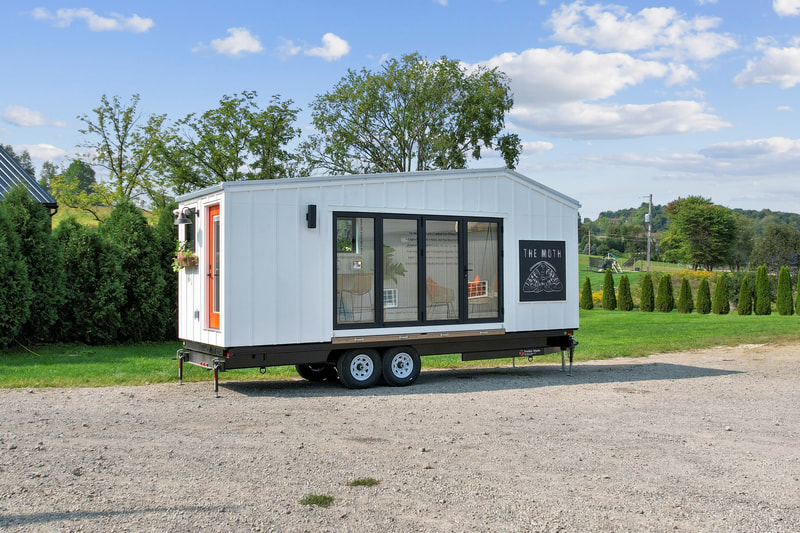 THE MOTH thumbnail 11