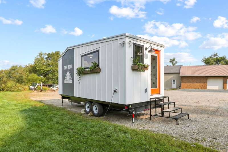 THE MOTH thumbnail 14