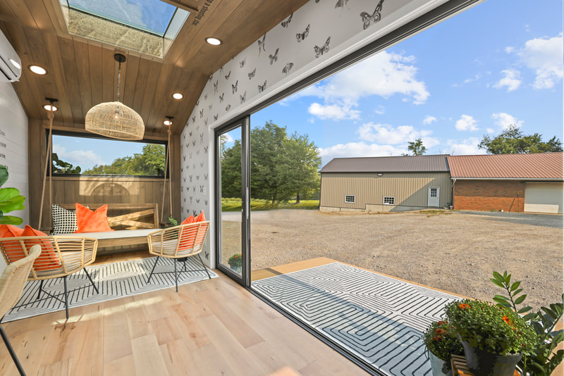 THE MOTH thumbnail 29