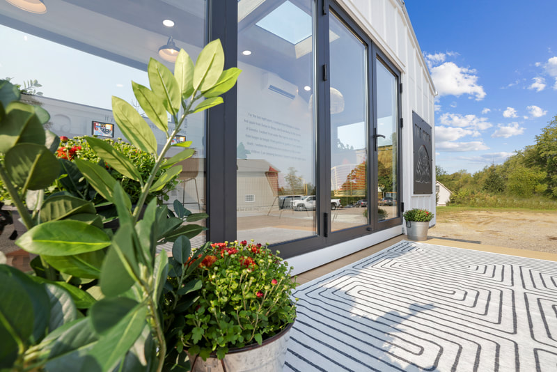 THE MOTH thumbnail 37