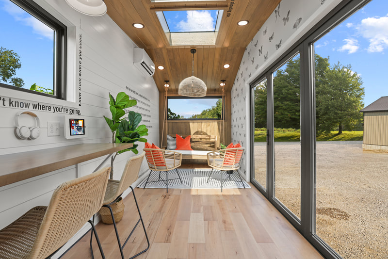 THE MOTH thumbnail 39