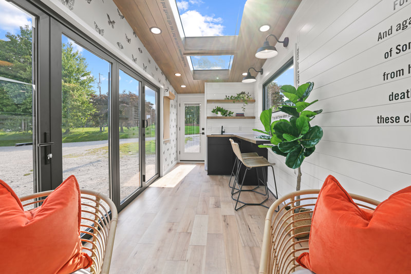 THE MOTH thumbnail 42