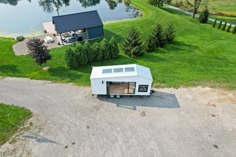 THE MOTH thumbnail 6