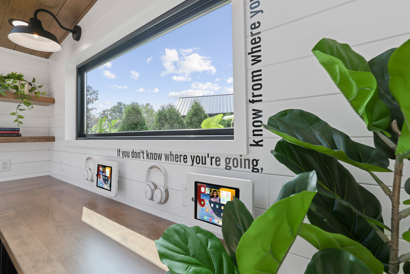 THE MOTH thumbnail 67