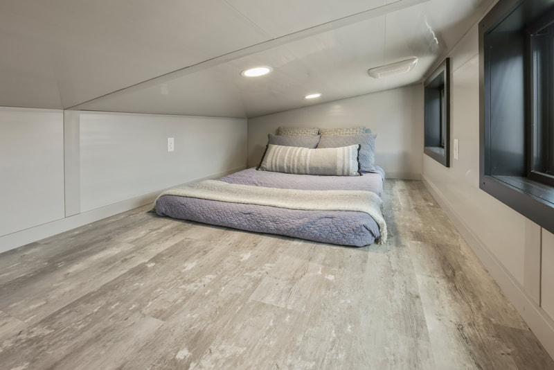 THE ROCKET thumbnail 49