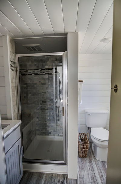 The FOX thumbnail 33