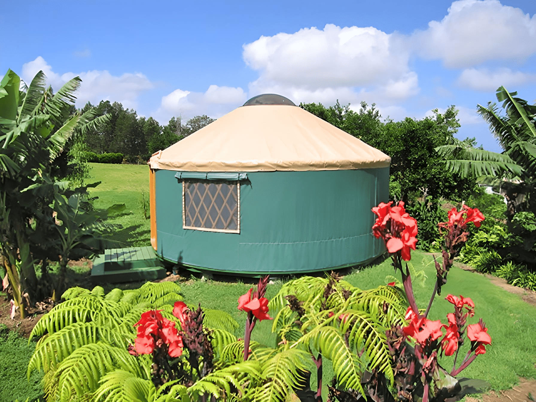 20-foot yurt by Pacific Yurts