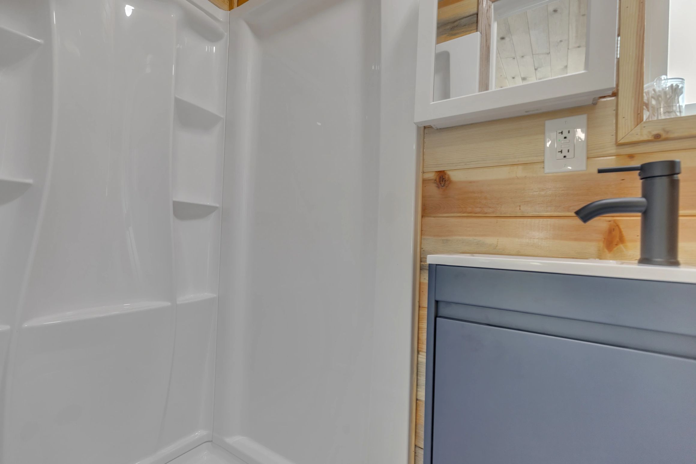 Model X - 26 ft thumbnail 7