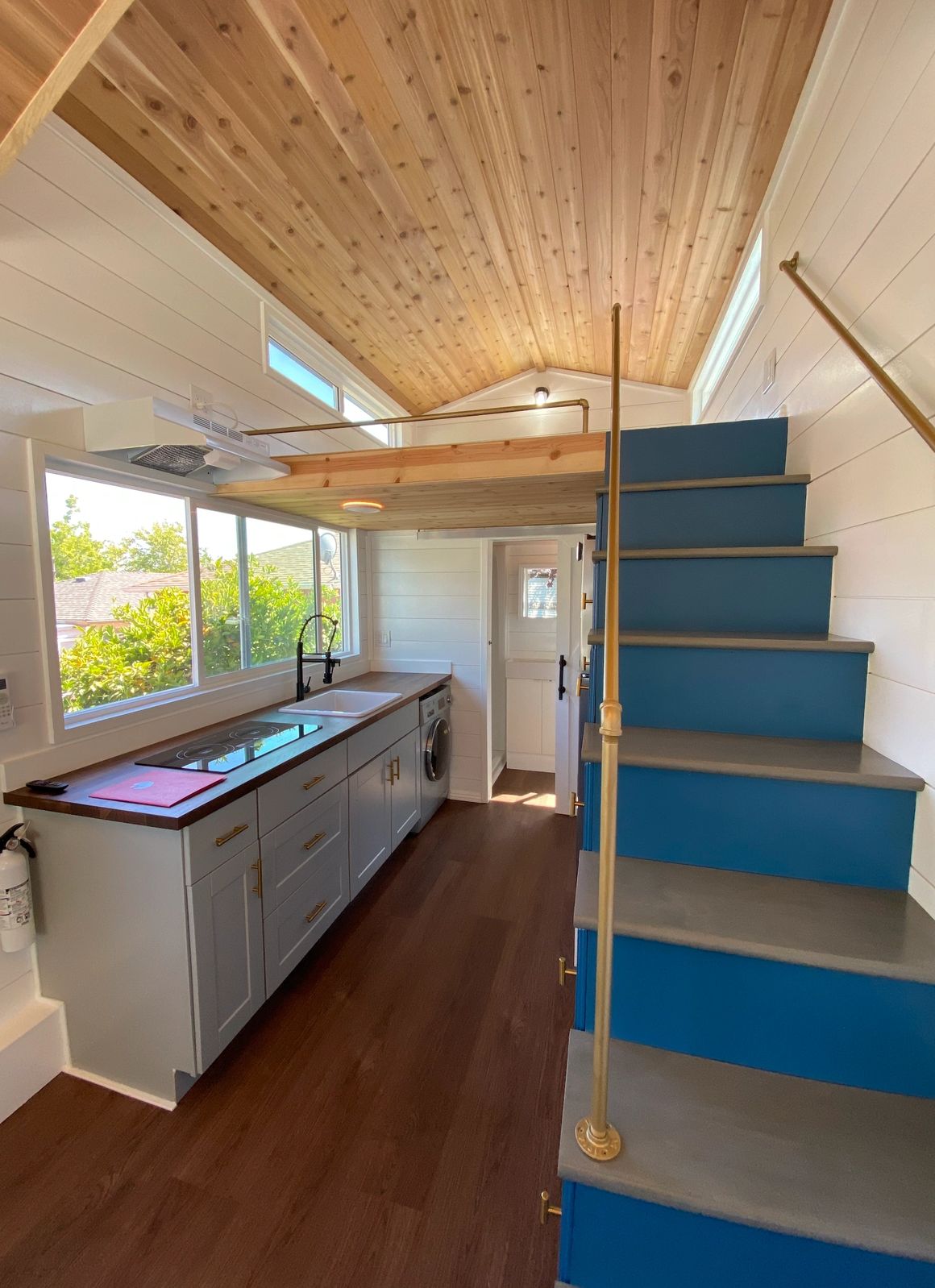 Tiny Victorian - 26 ft thumbnail 5