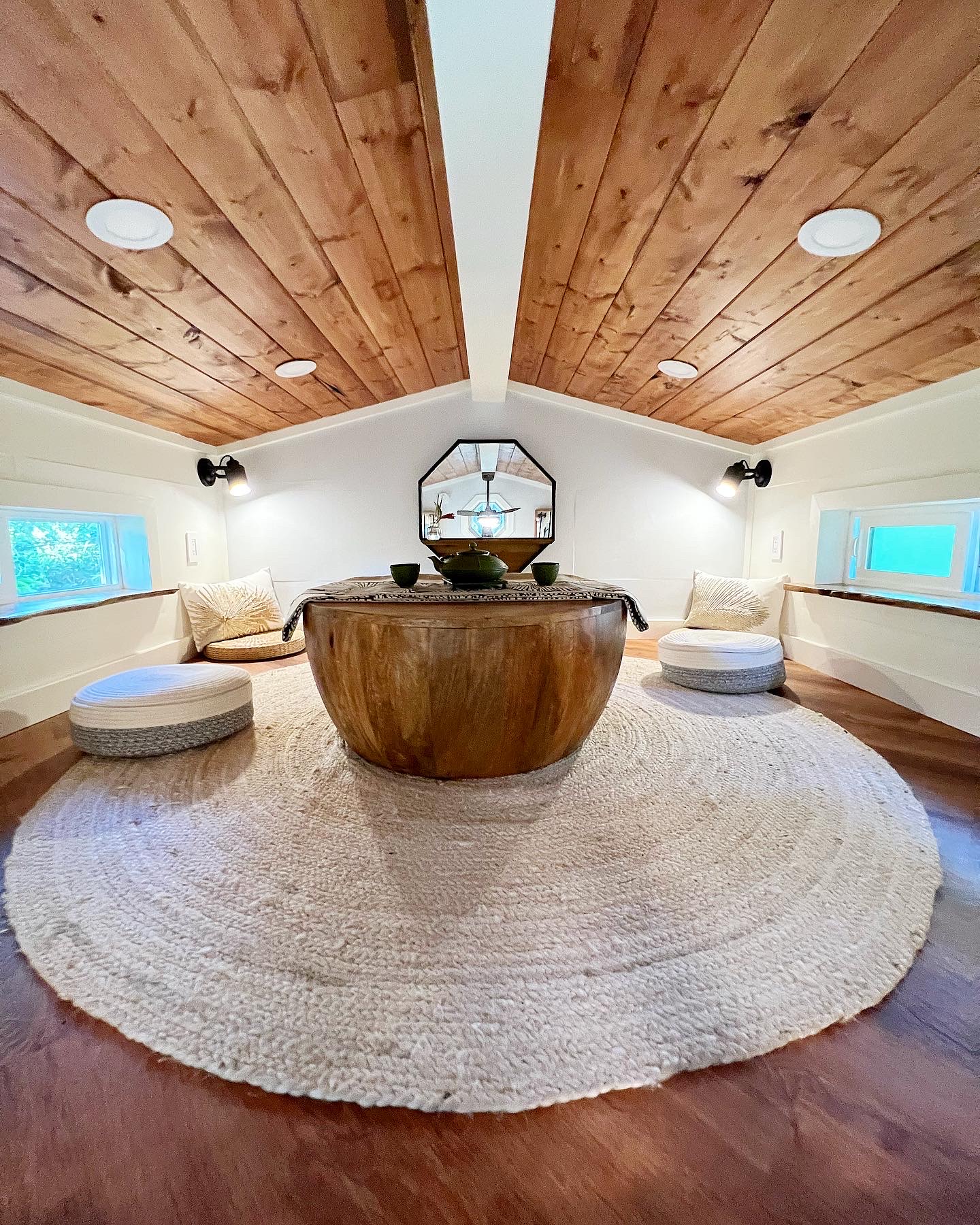 The Paradise thumbnail 4