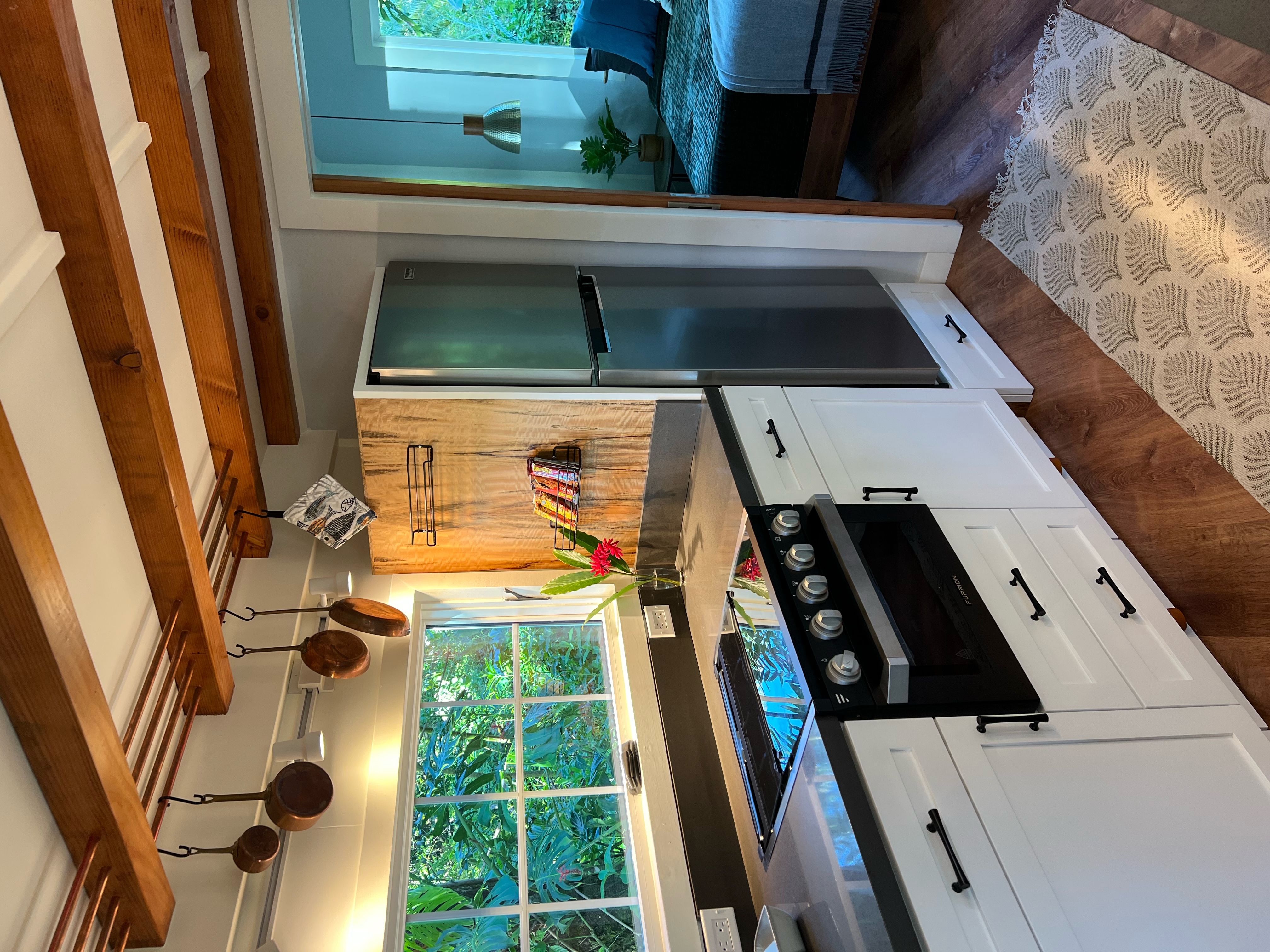 The Paradise thumbnail 5