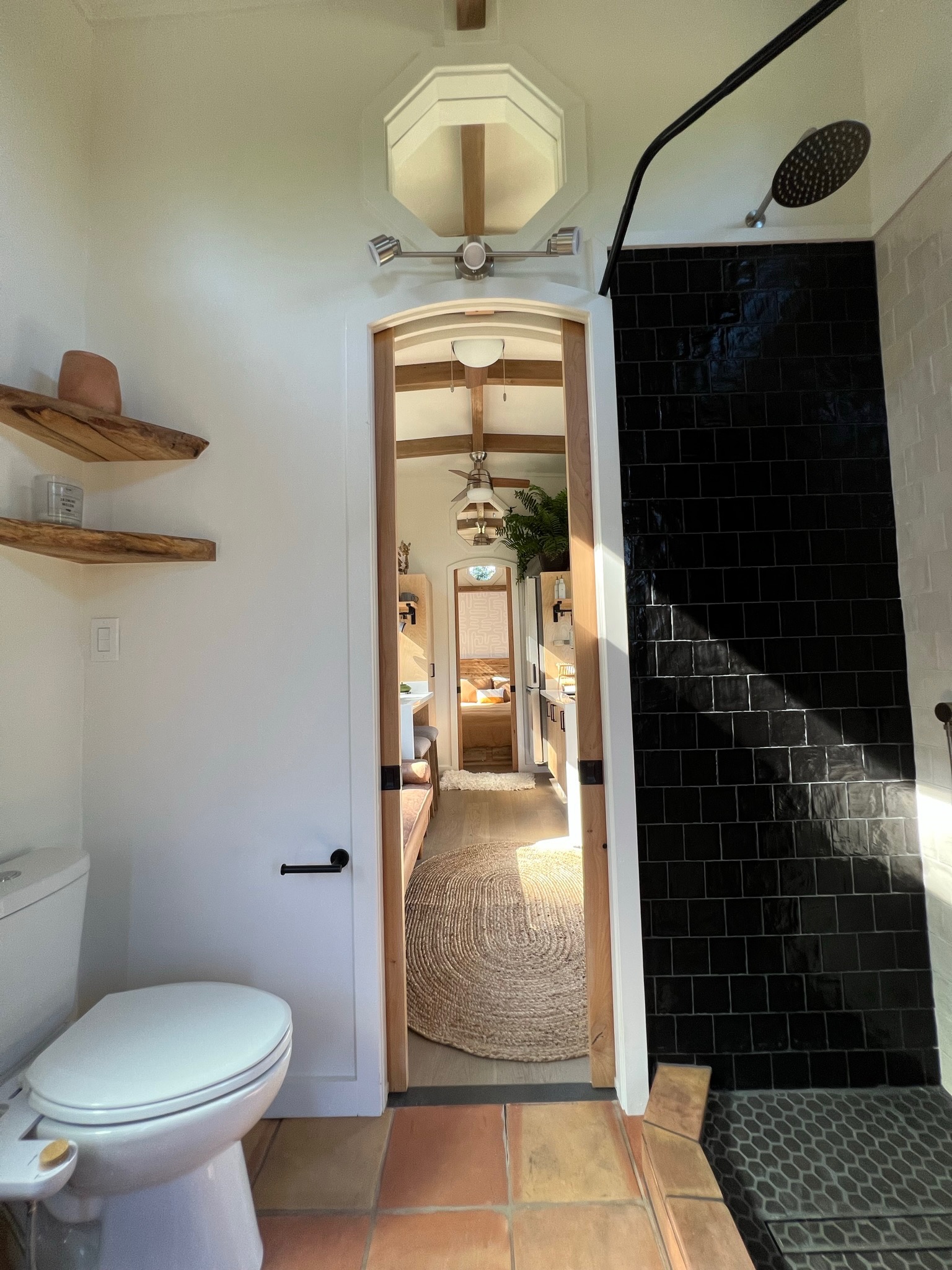 The Paradise thumbnail 64