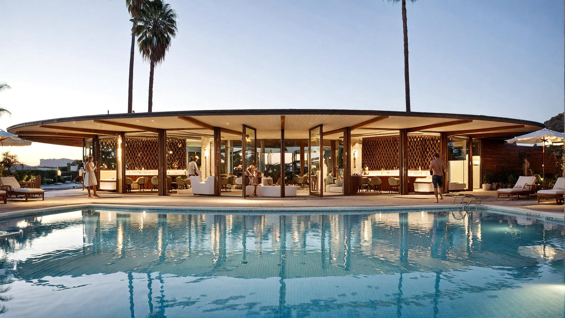 COMPASS YACHT CLUB thumbnail 8