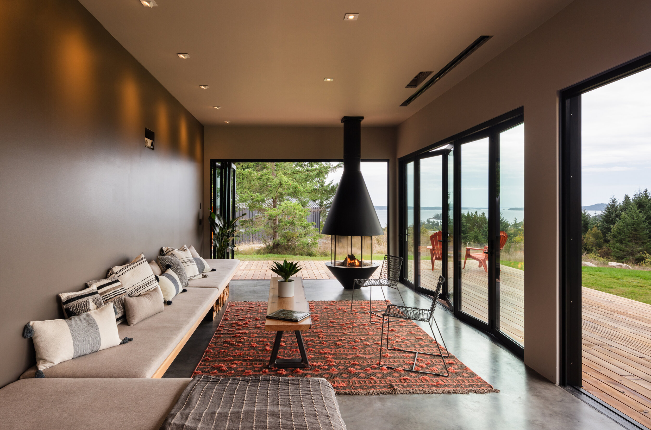 SALTWATER FARM thumbnail 15