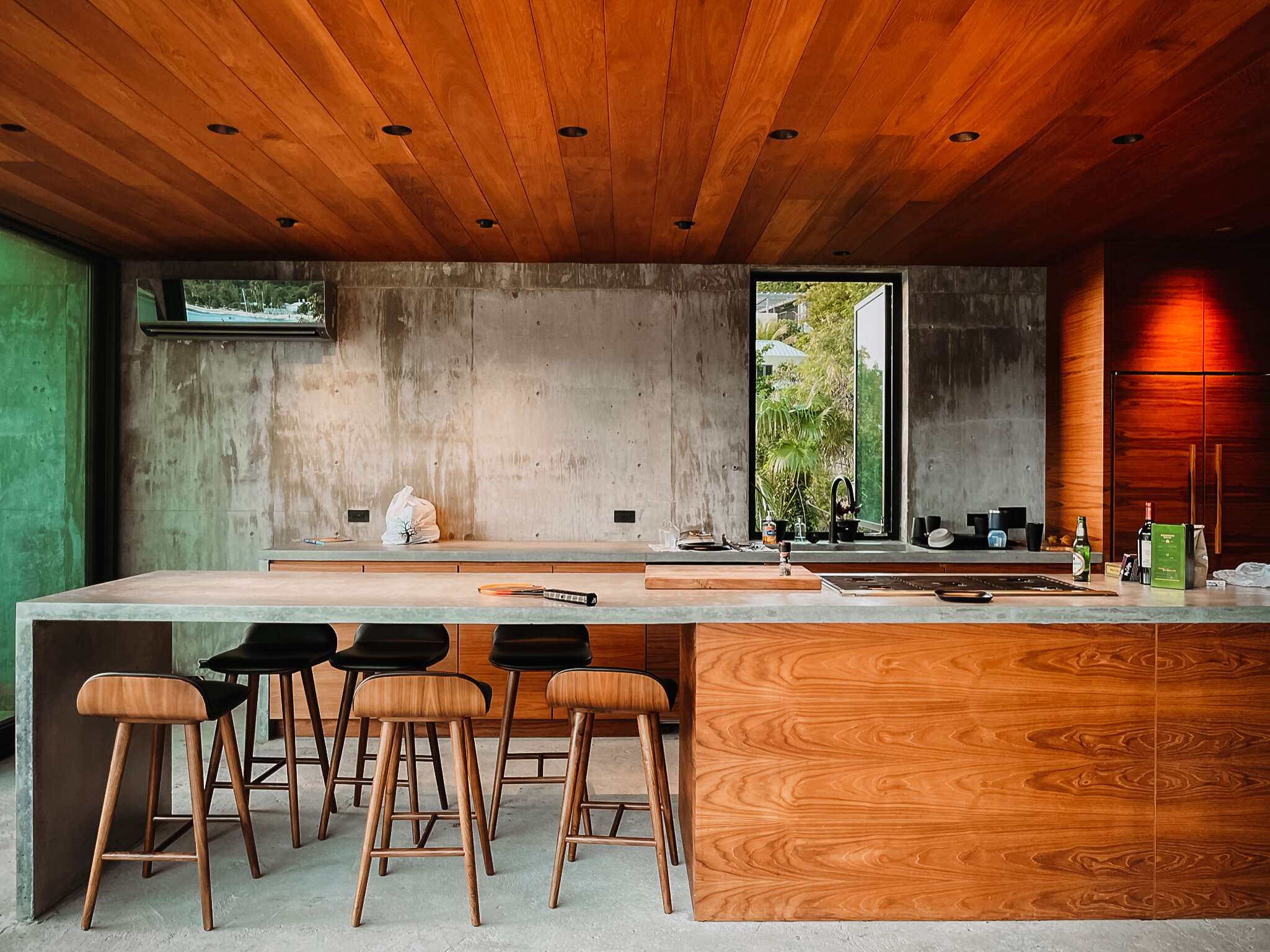 VI HOUSE thumbnail 13