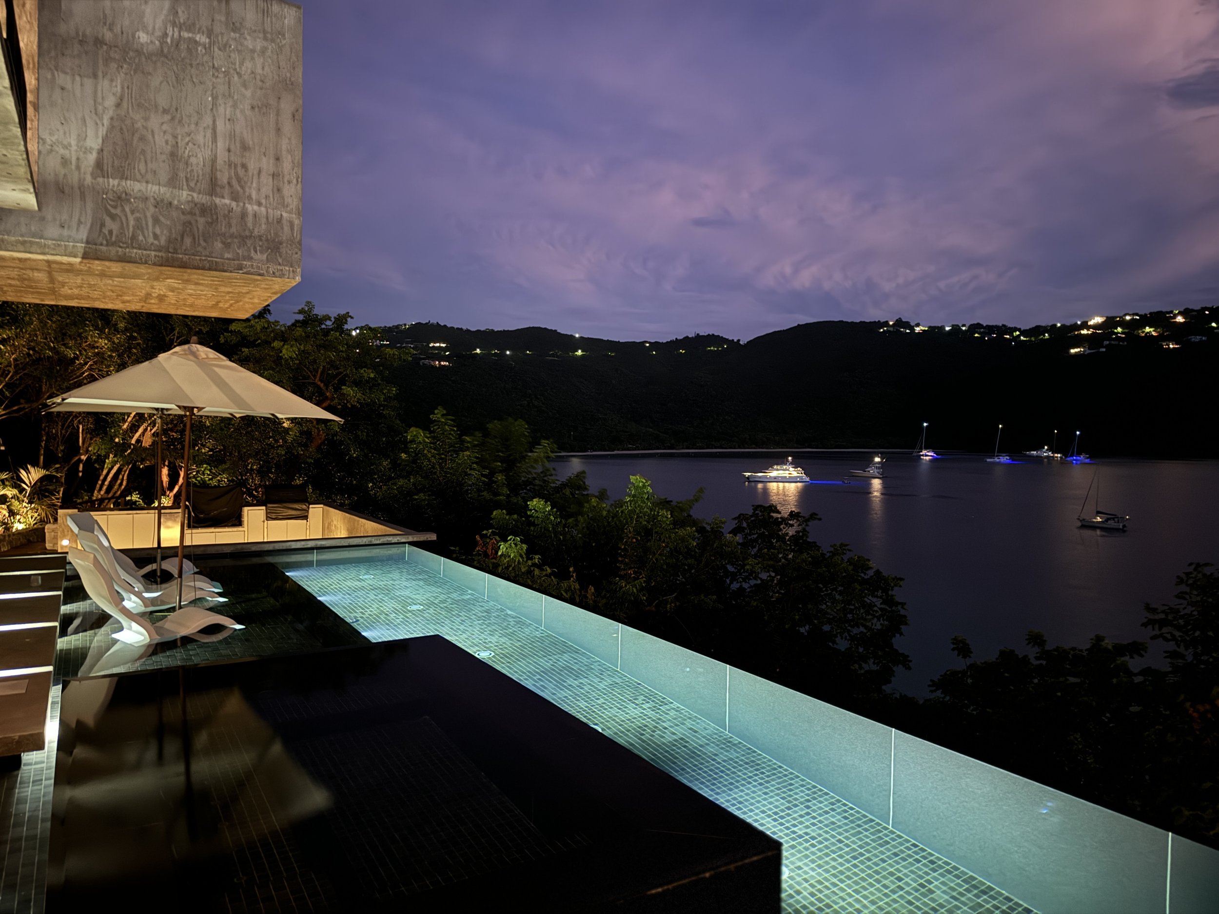 VI HOUSE thumbnail 18