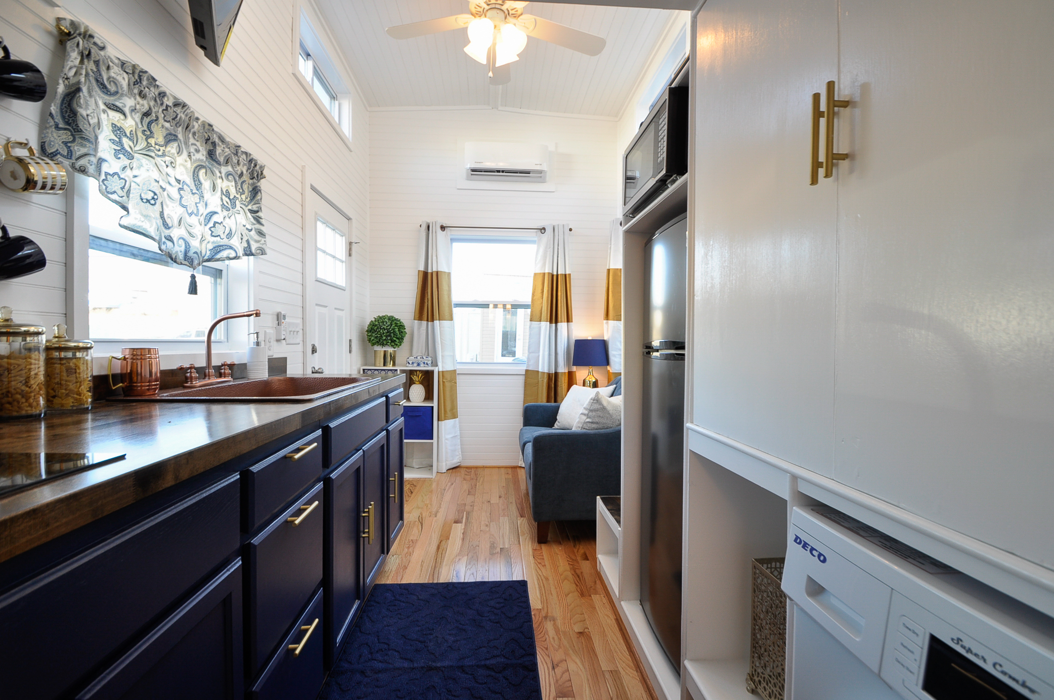 THE ASCOT thumbnail 6