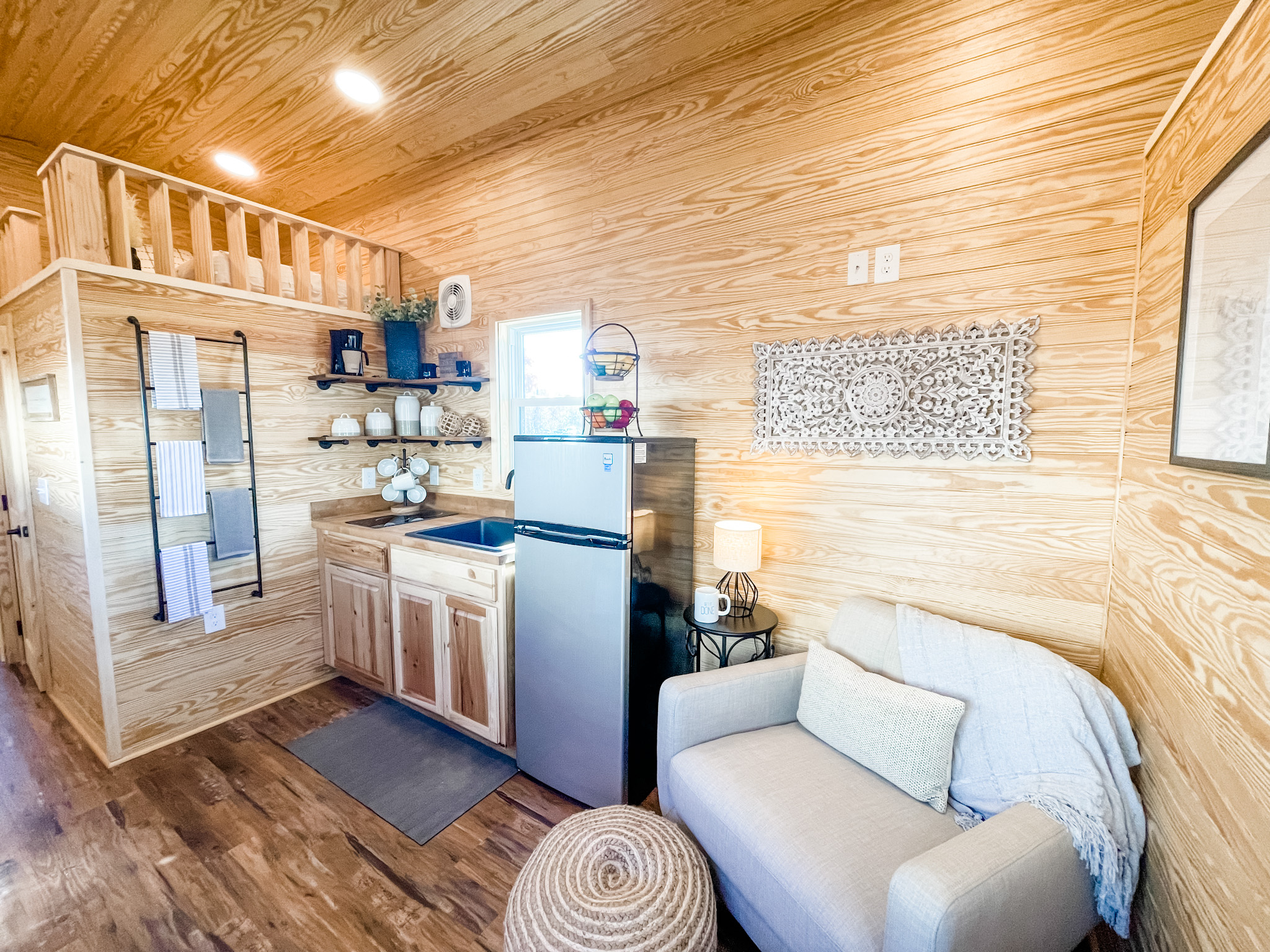 THE BELLE VUE thumbnail 15