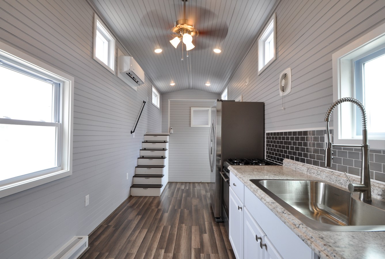 THE BROOKE thumbnail 18