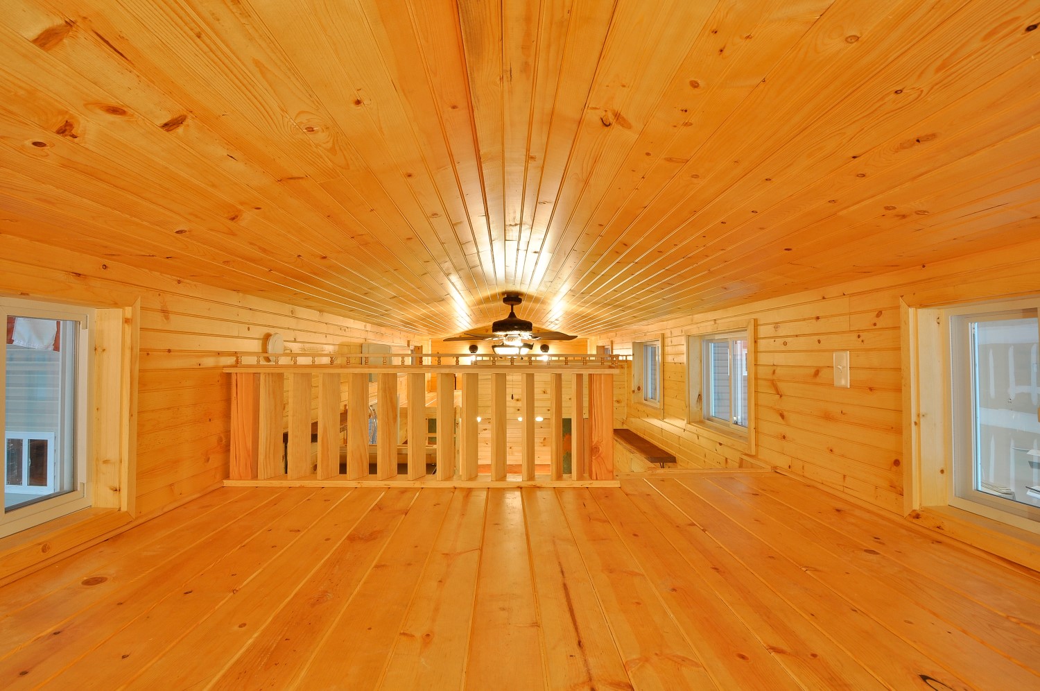 THE EMERALD thumbnail 12