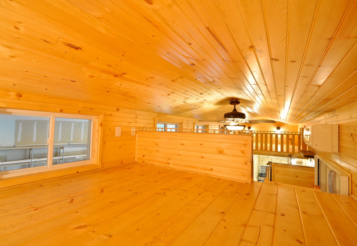 THE EMERALD thumbnail 8