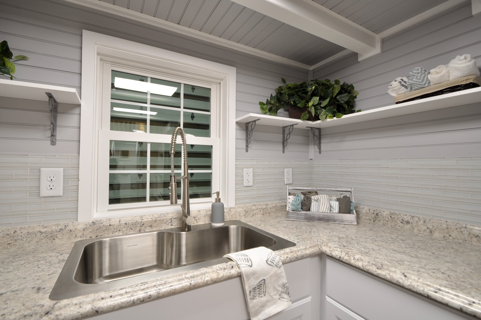 THE KATE thumbnail 6