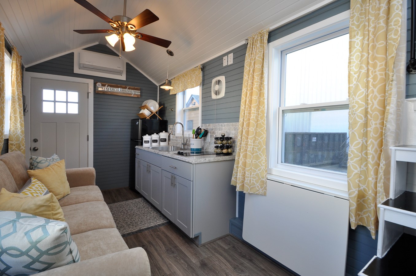 THE LAUREL thumbnail 23