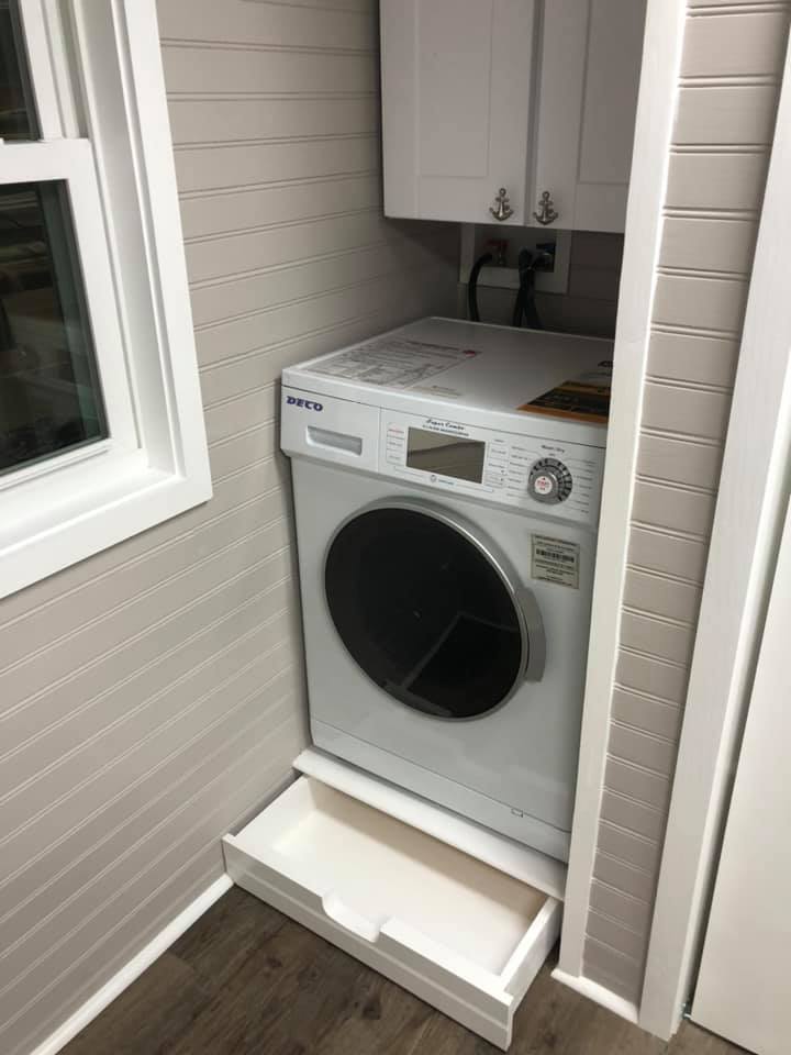 THE MINK thumbnail 15