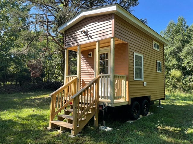 THE MOUNTAINTOP by Tiny House Building Company