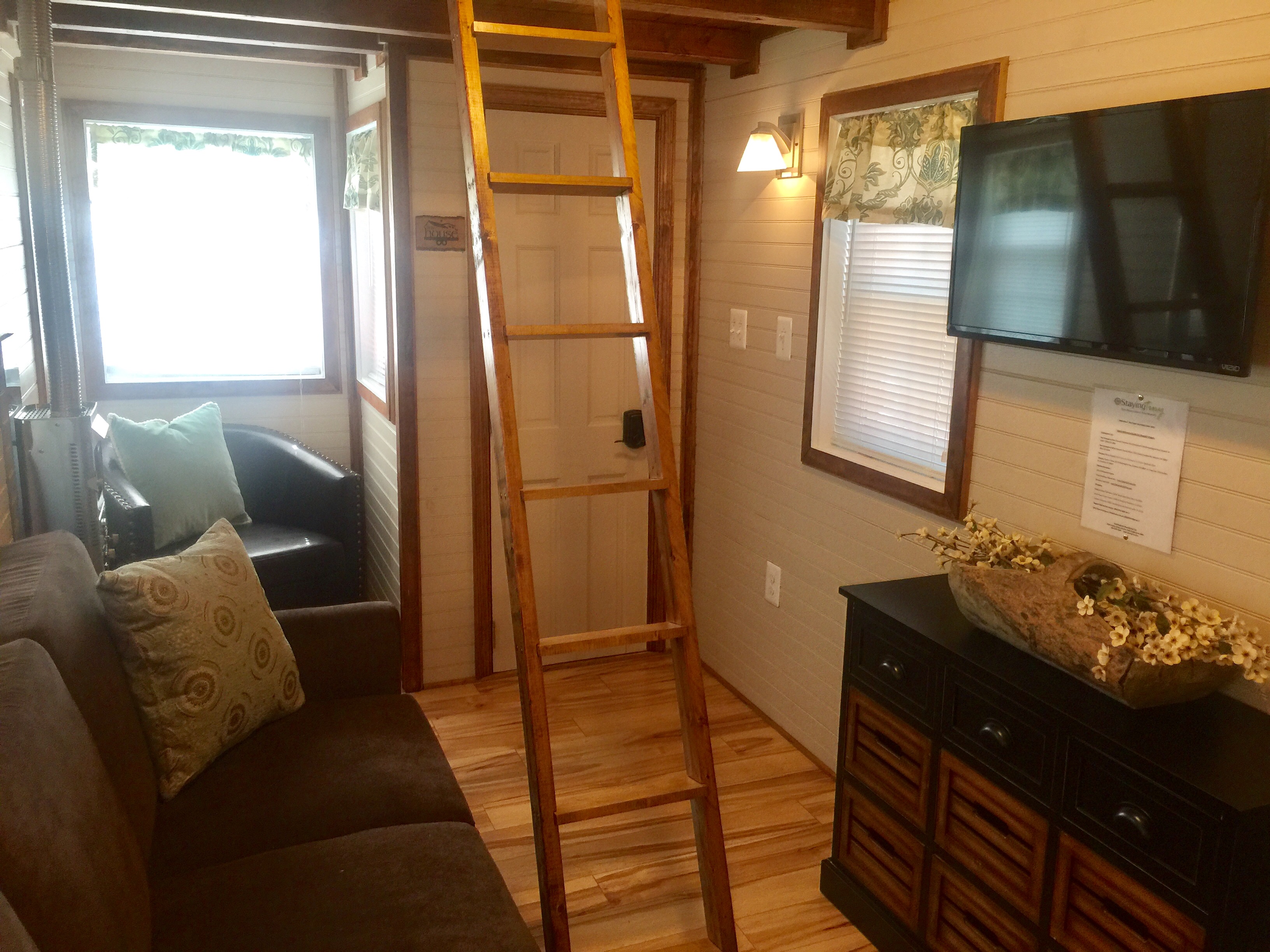 THE PIONEER thumbnail 10