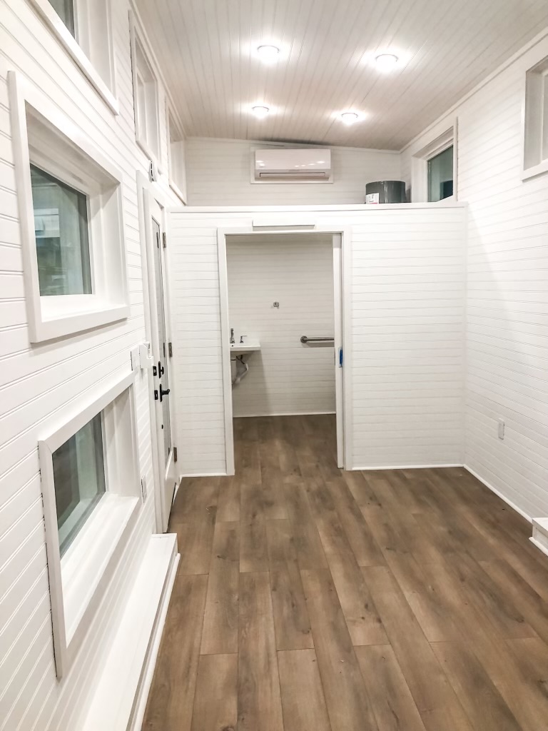 THE RAVEN thumbnail 2