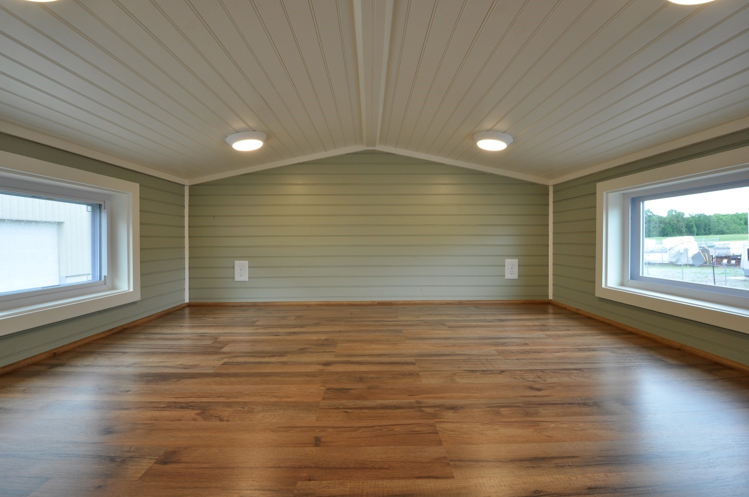 THE WILLOW II thumbnail 9