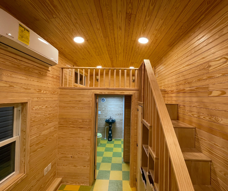 THE WOODSTOCK thumbnail 10