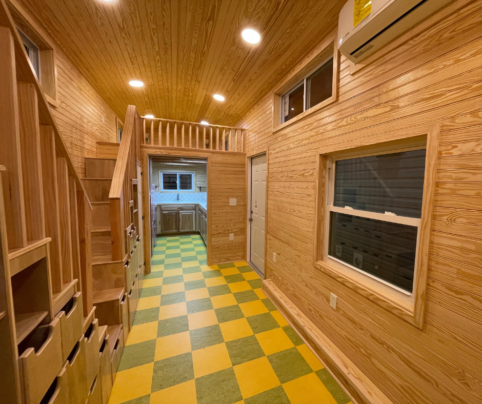 THE WOODSTOCK thumbnail 12