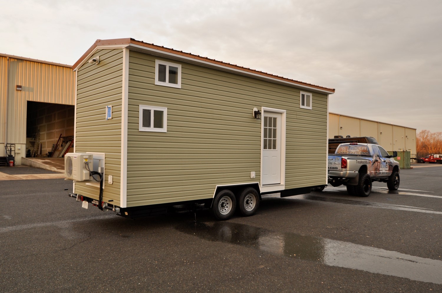 the brookstone thumbnail 2