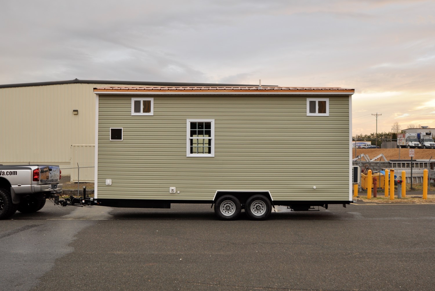 the brookstone thumbnail 4