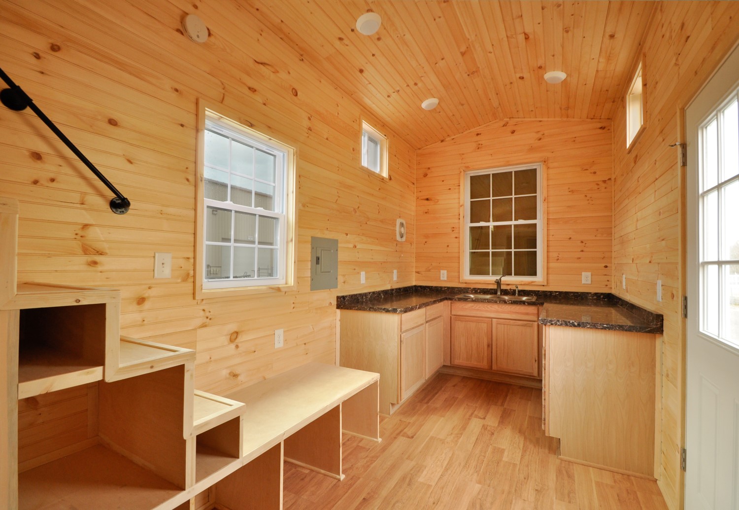 the brookstone thumbnail 9