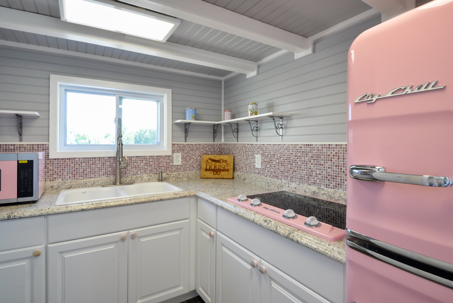 the getaway thumbnail 14