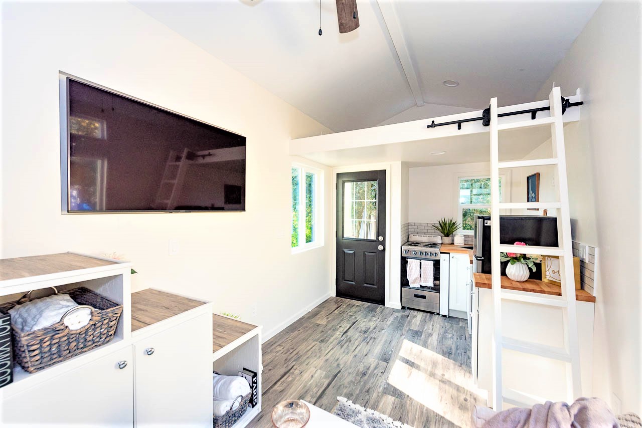 10′ x 24′ NW Bungalow Dual loft thumbnail 11