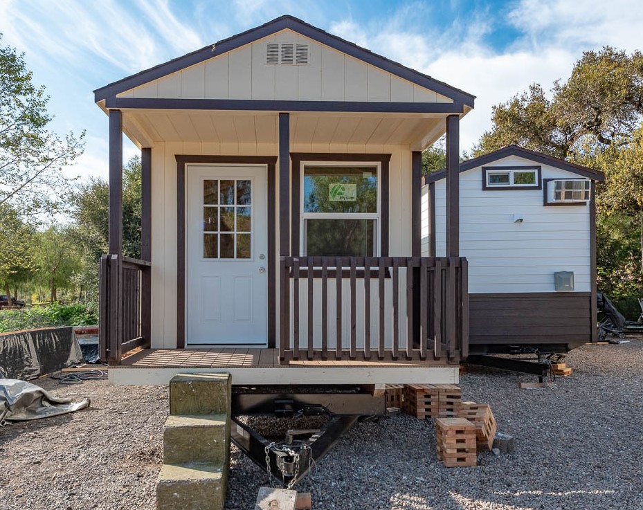 10′ x 24′ NW Bungalow Dual loft thumbnail 2