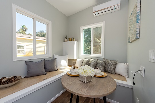 8.5 x 30 Metro Retro Single Loft thumbnail 8