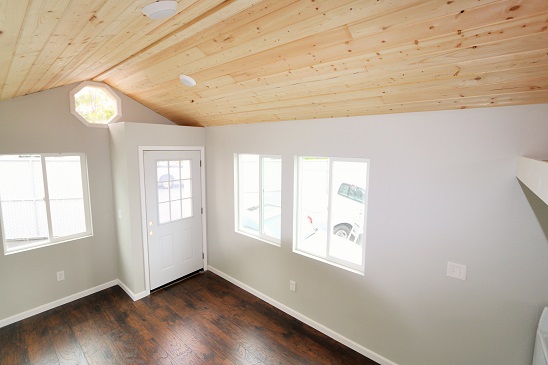 9′ x 22′ NW Bungalow single loft thumbnail 6