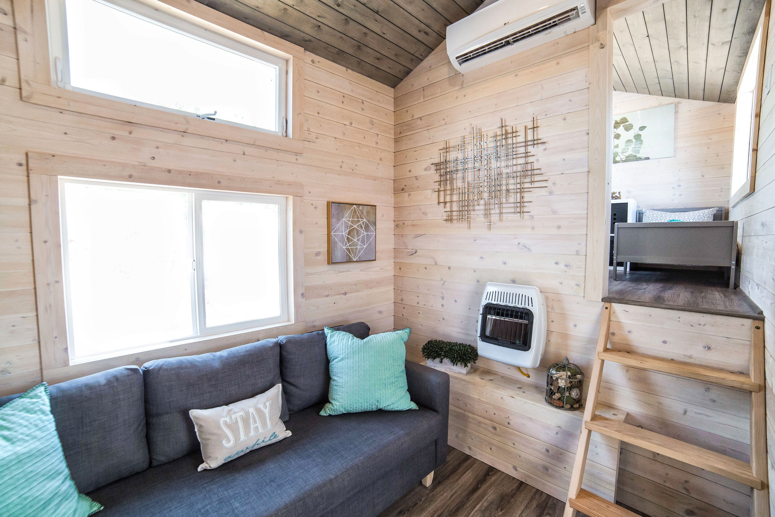 THE BUNKHOUSE thumbnail 105