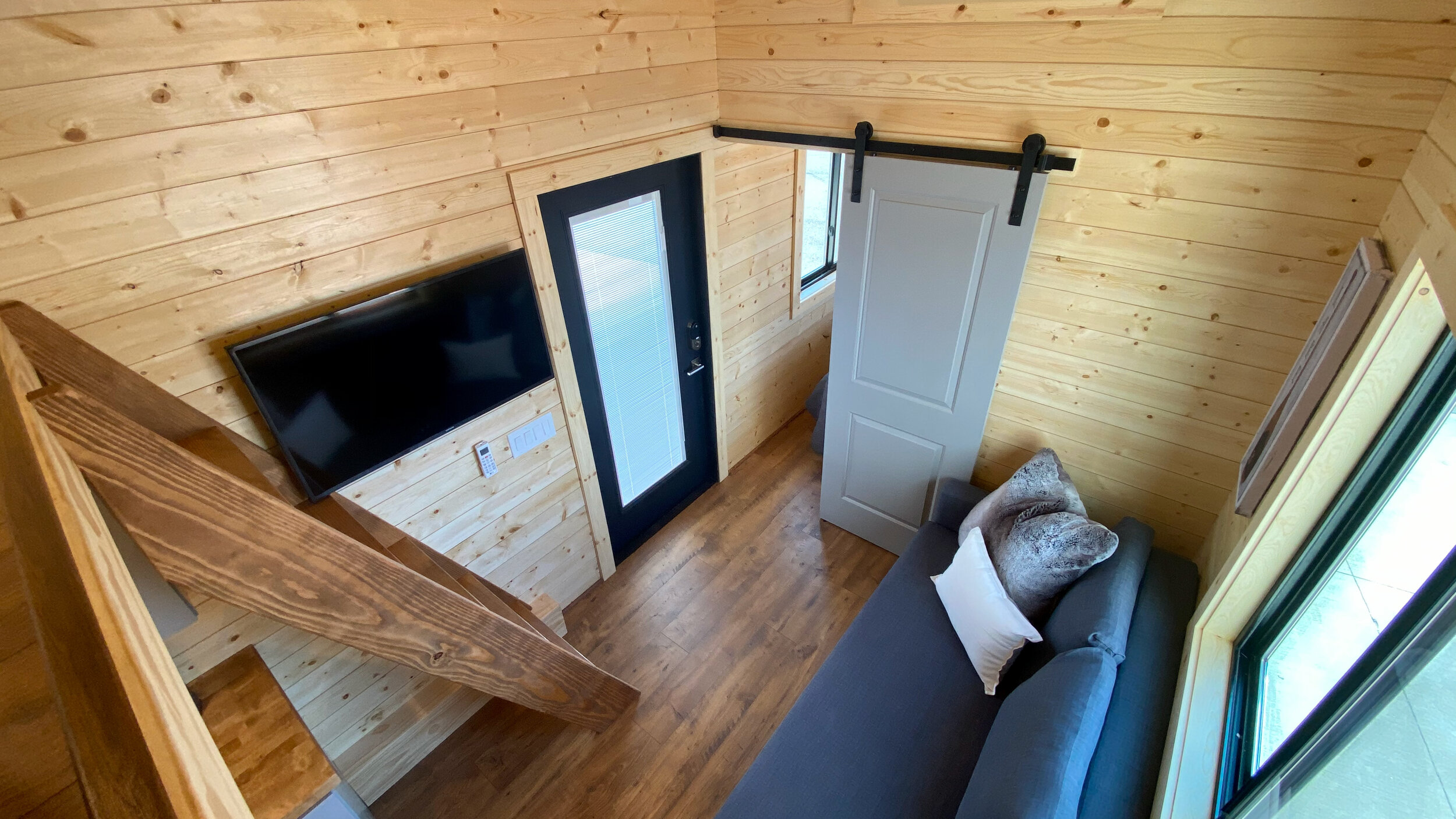 THE BUNKHOUSE thumbnail 19