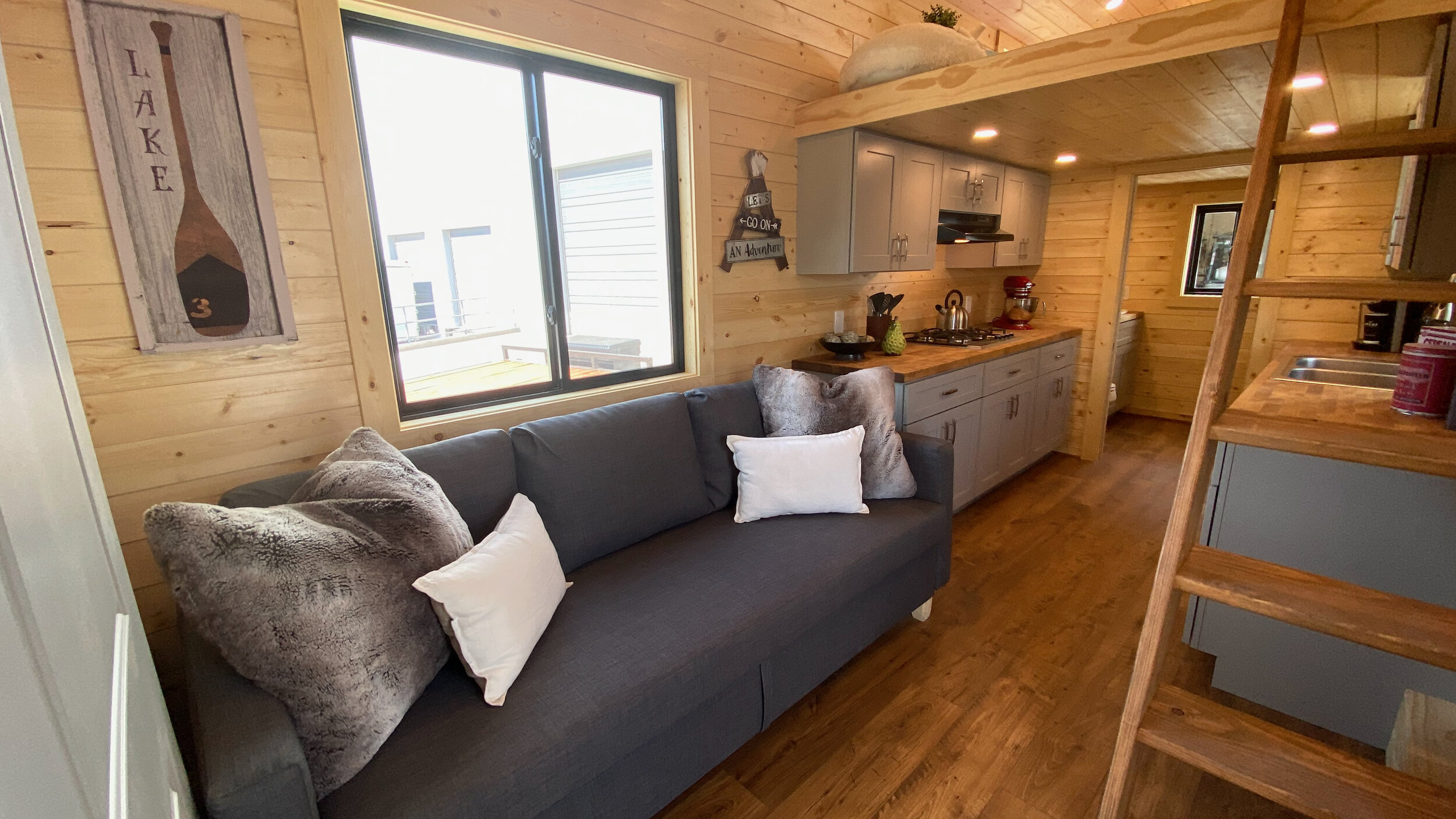 THE BUNKHOUSE thumbnail 20