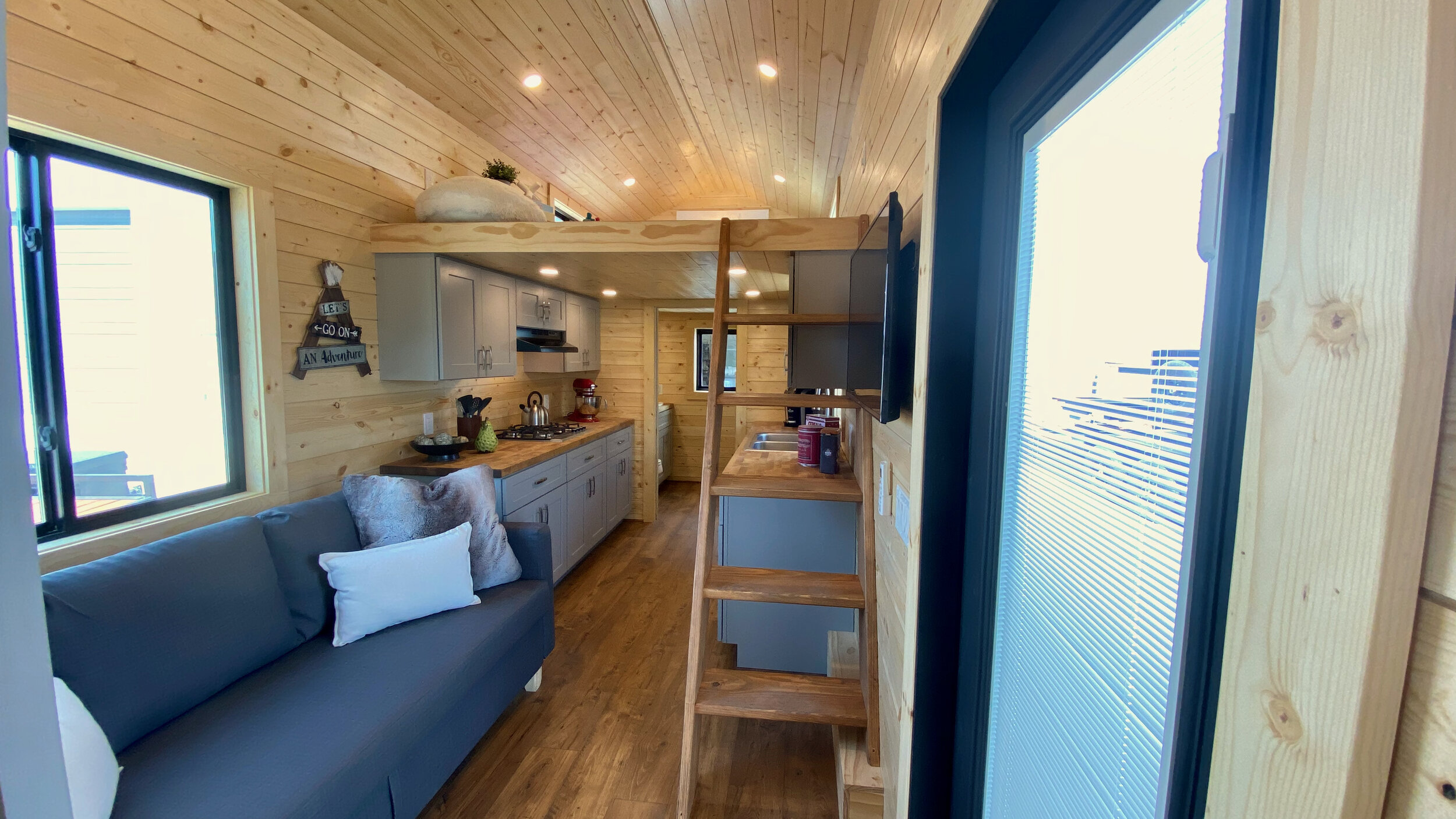 THE BUNKHOUSE thumbnail 27