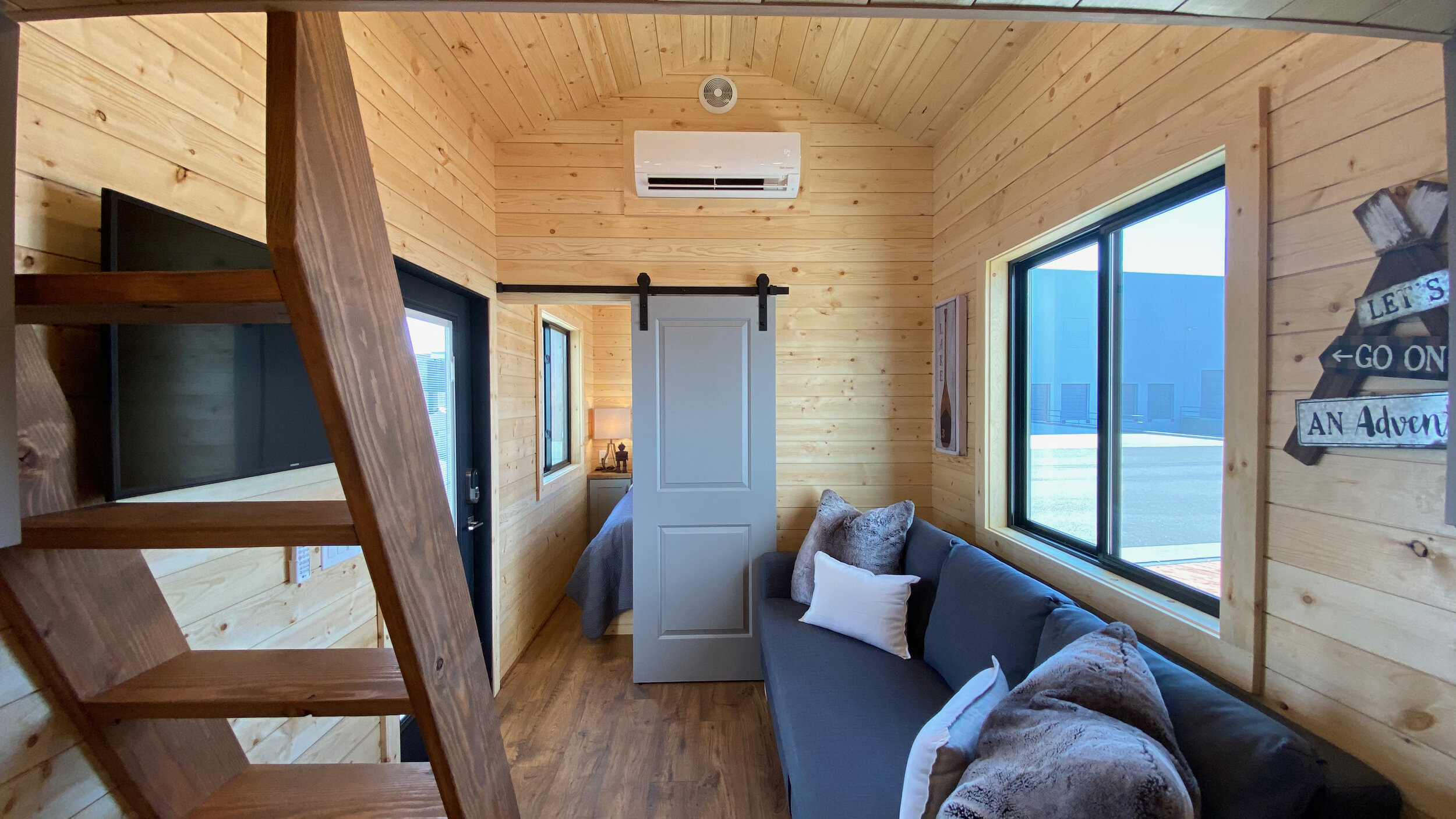 THE BUNKHOUSE thumbnail 82